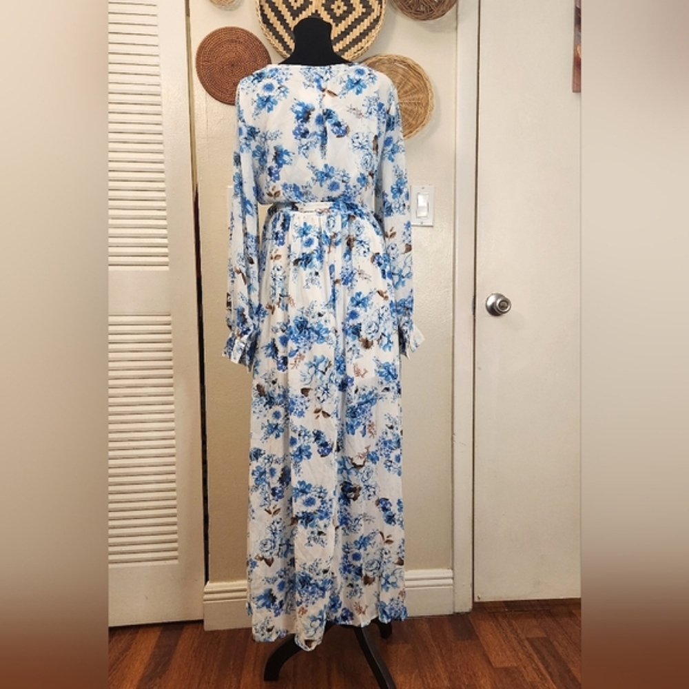 LAST ONE! Blue And White Floral Long Sleeve Maxi Wrap Dress - Picture 10 of 11
